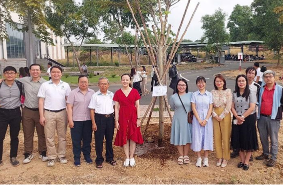 3.Ngày Khai Xuân và Tết Trồng Cây năm 2025 